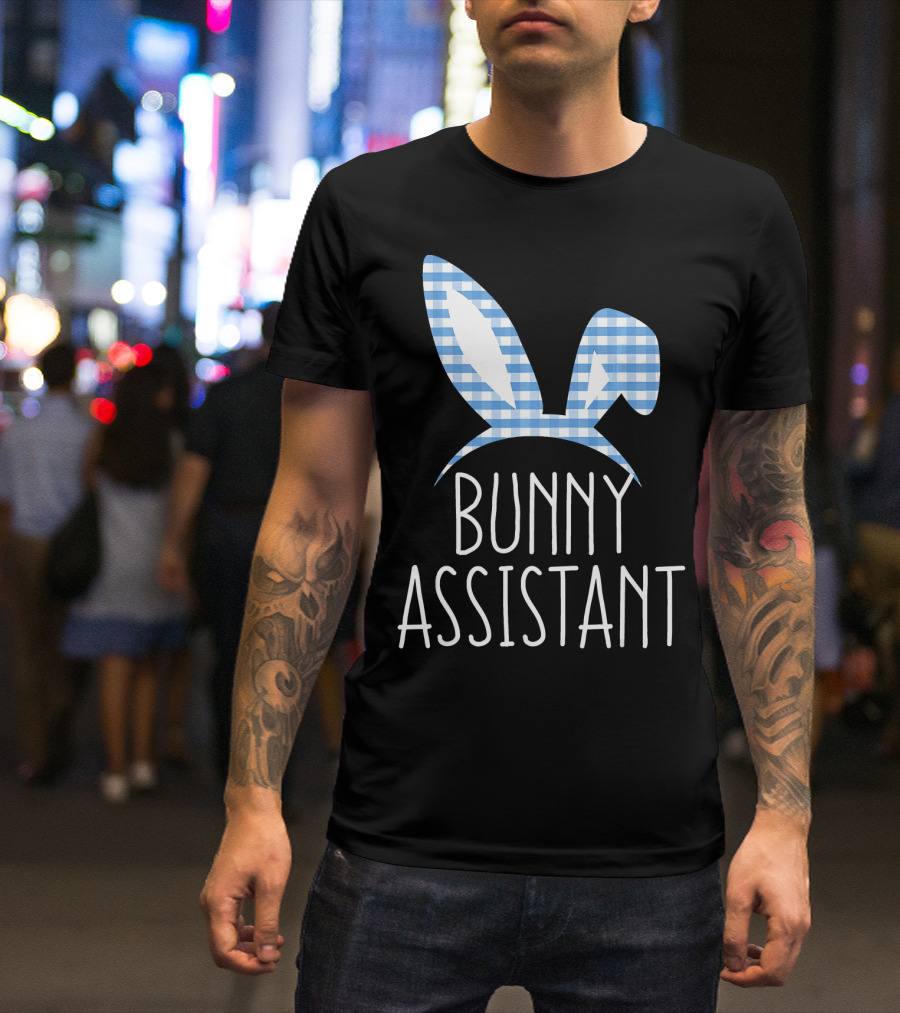 Bunny Assistant Gingham Check Ears T-Shirt