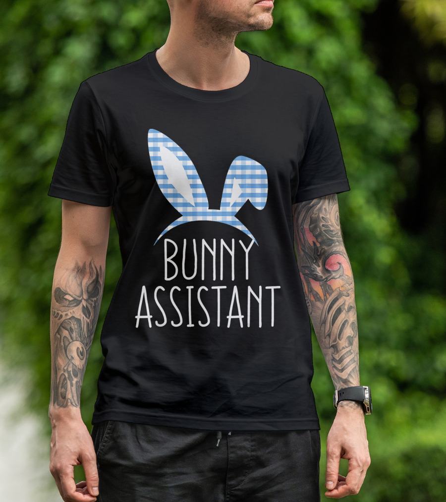 Bunny Assistant Gingham Check Ears T-Shirt