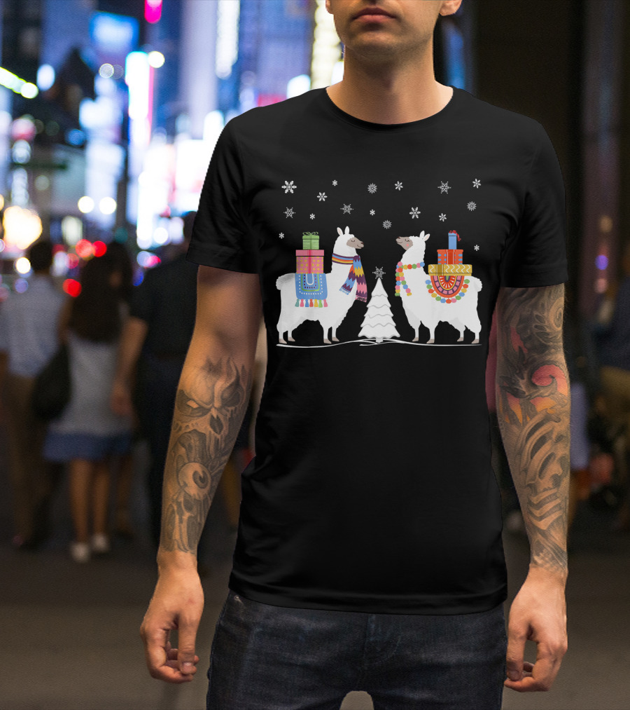 Alpaca Winter Llama Snowflakes Gifts Christmas Tree T-Shirt