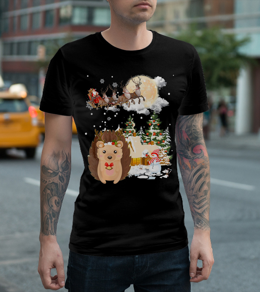 Hedgehog Comes to Town with Santa Sleigh and Christmas Scene T-Shirt
