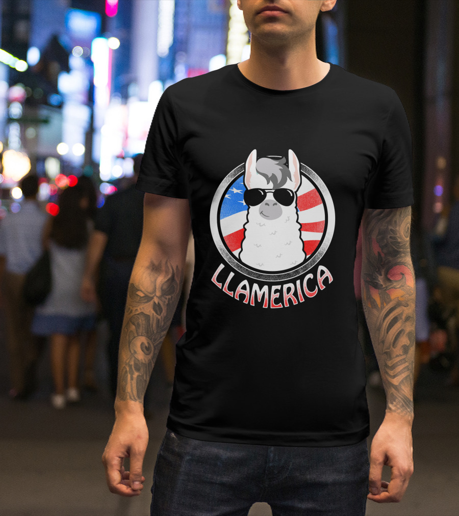 Llama America Llamerica Patriotic Sunglasses USA Flag Circle T-Shirt