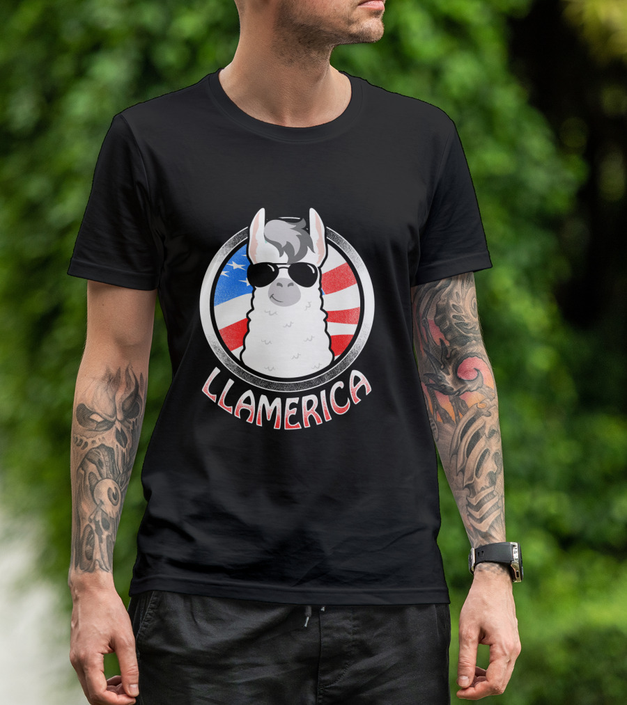 Llama America Llamerica Patriotic Sunglasses USA Flag Circle T-Shirt