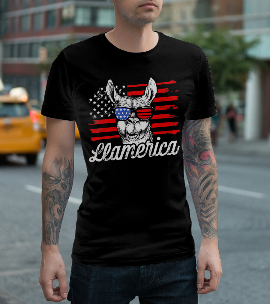 Llama America Llamerica American Flag Sunglasses Stars Stripes T-Shirt