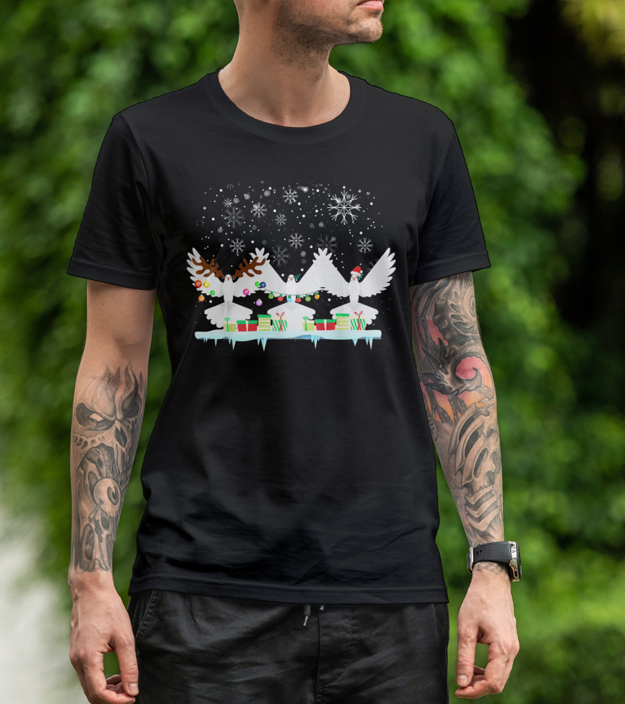 Pigeon Reindeer Antlers Santa Hat Christmas Lights Snowflakes T-Shirt