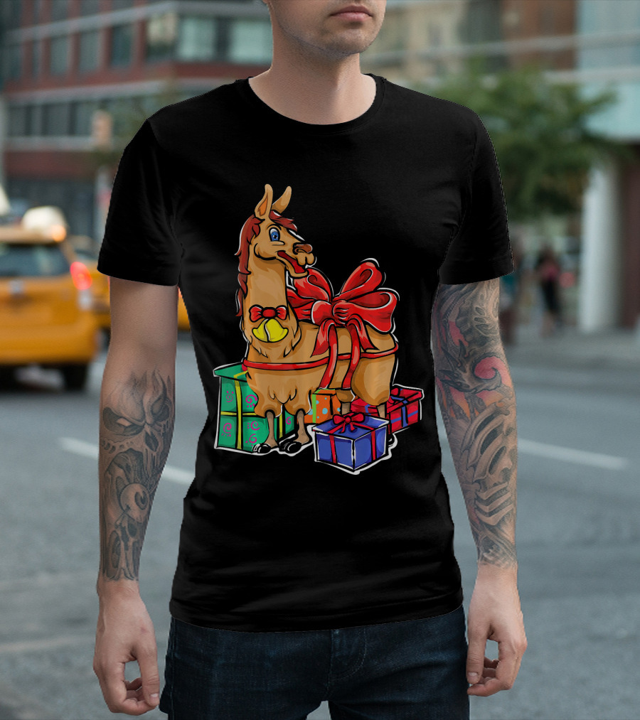 Xmas Funny Alpaca with Presents and Bow T-Shirt