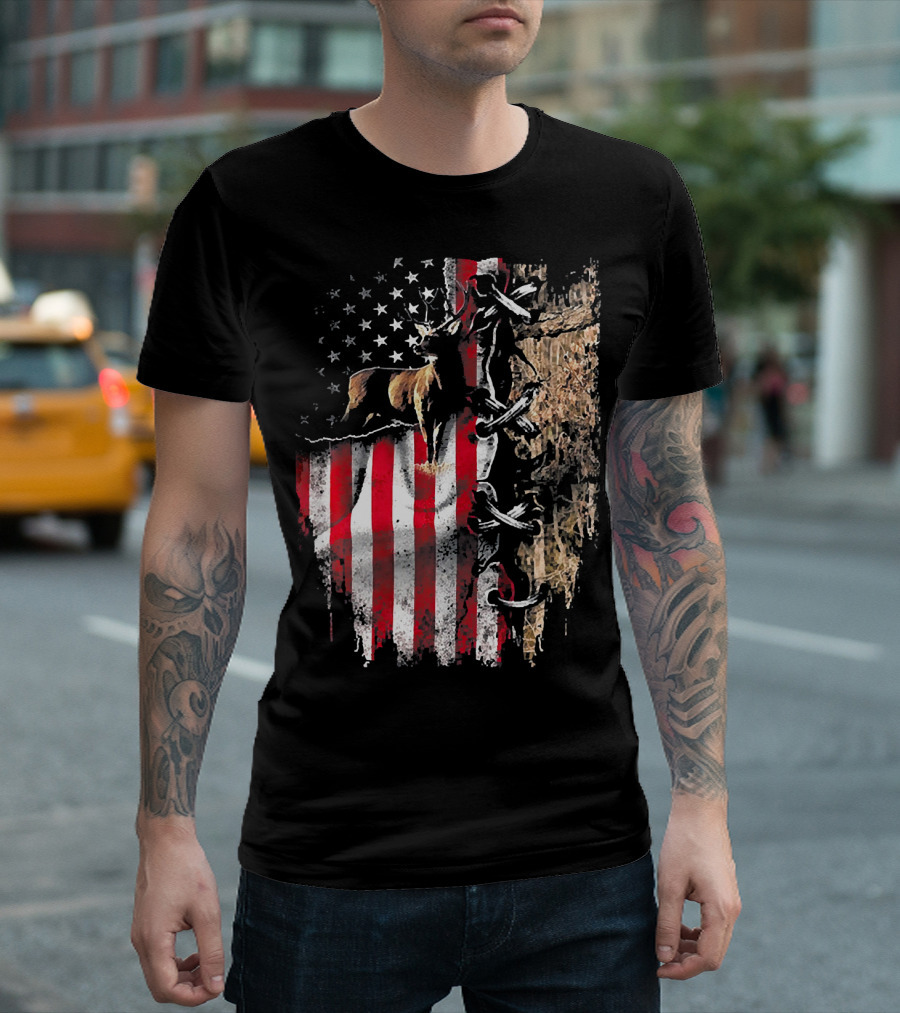 Deer Hunting Patriotic America Flag Love T-Shirt