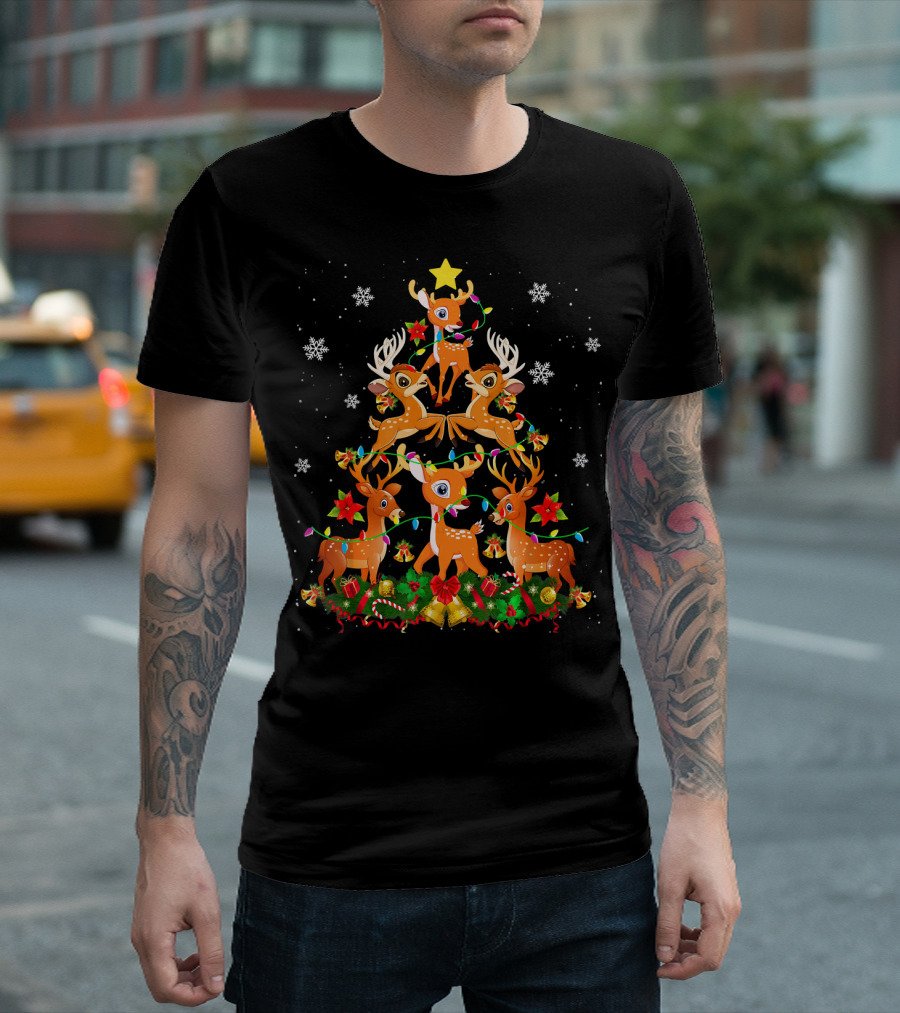 Deer Christmas Tree Cute Deer Snowflake Wreath Holiday T-Shirt