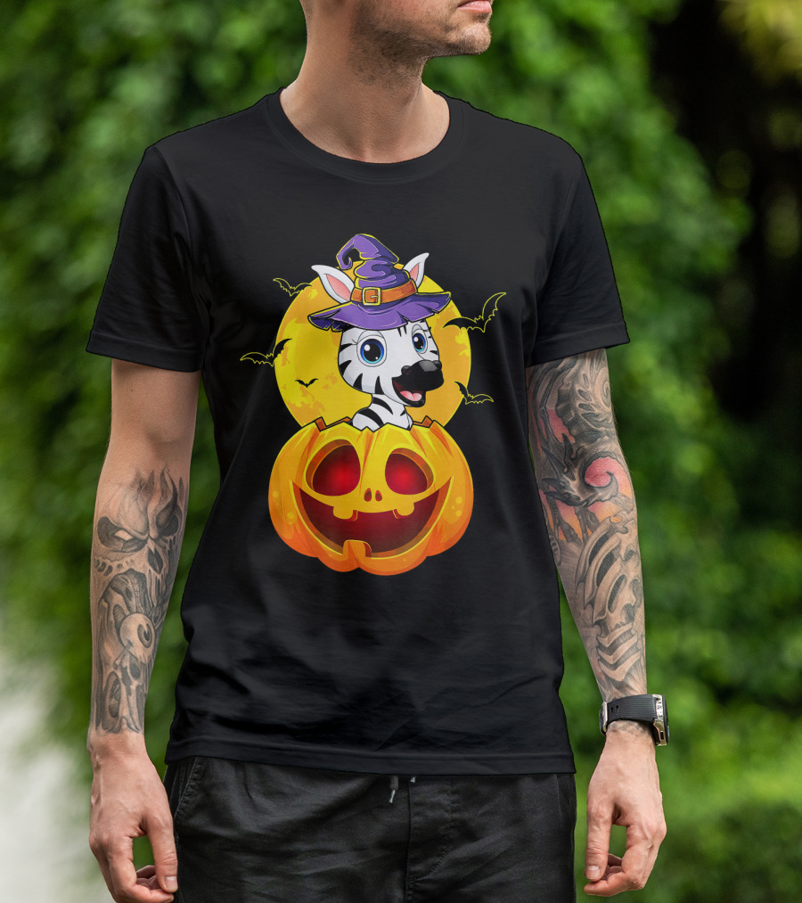 Zebra Witch Hat In Jack O Lantern With Moon And Bats T-Shirt