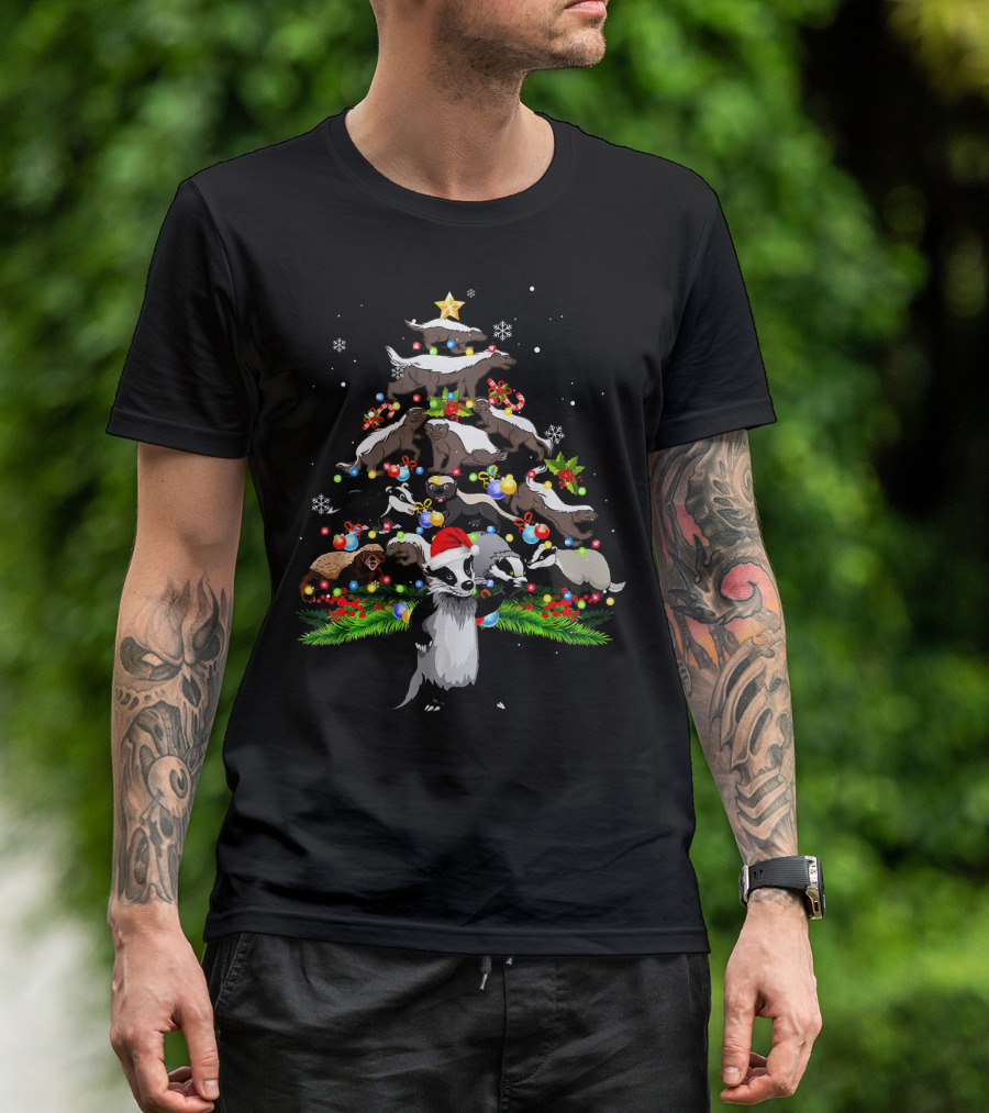 Christmas Honey Badger Tree With Lights And Santa Hat T-Shirt