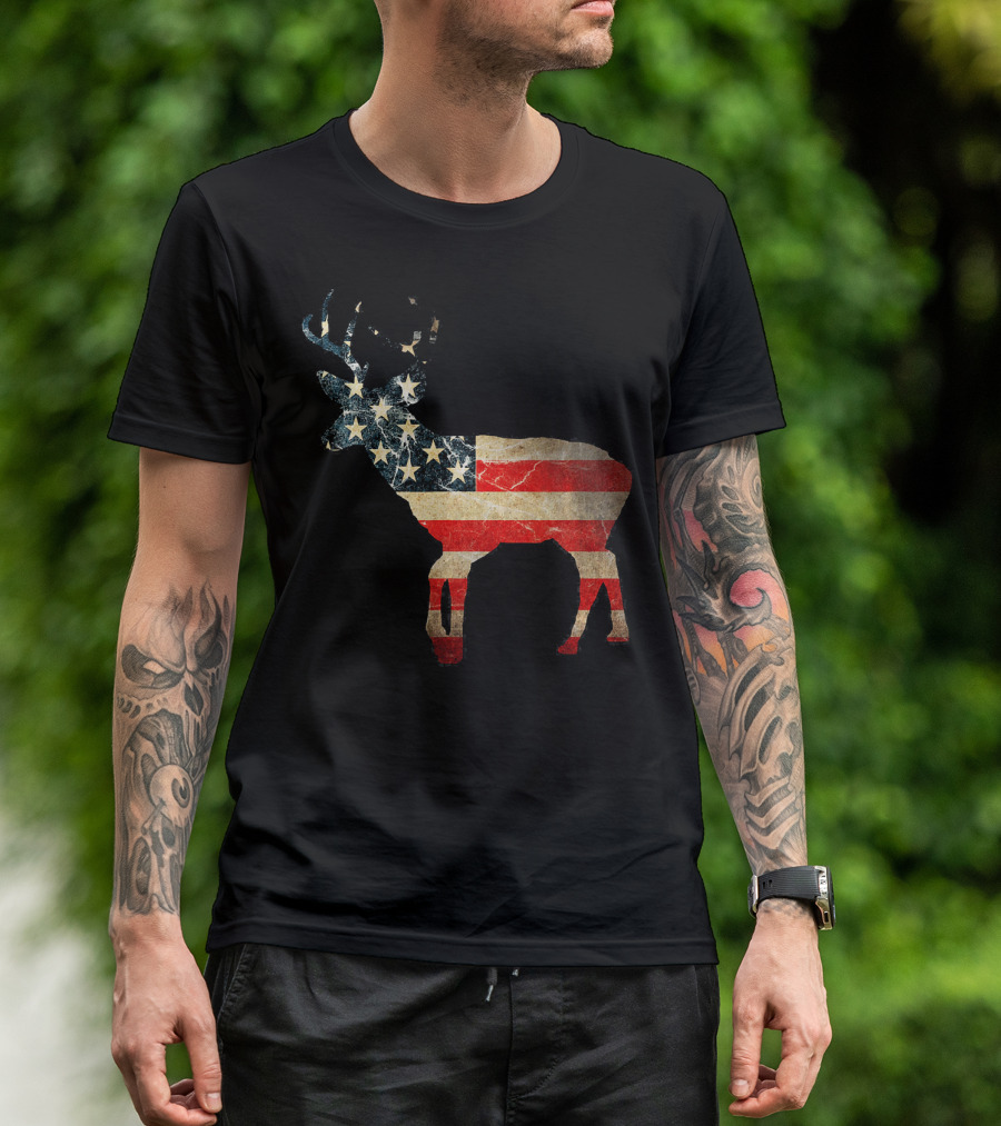 Deer Hunting American Flag Patriot Buck T-Shirt