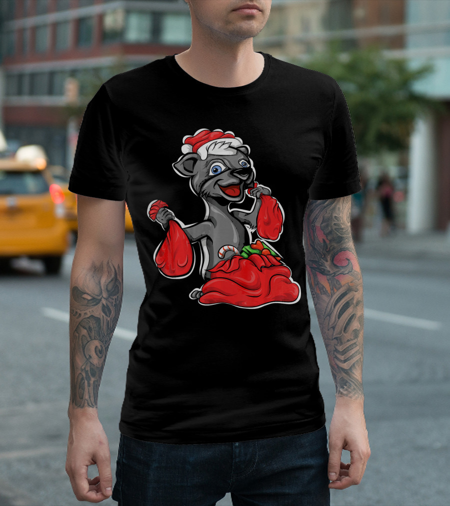 Cute Christmas Honey Badger with Santa Hat and Present Bags T-Shirt