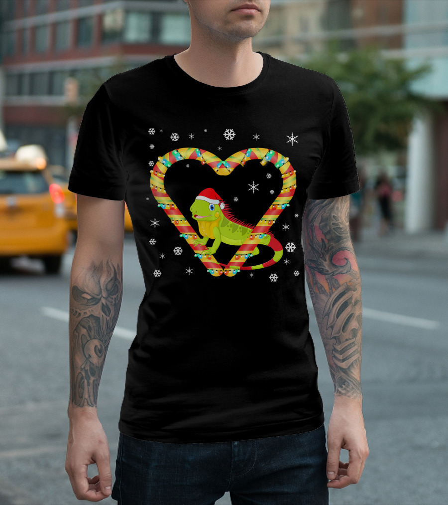 Cute Iguana Christmas Santa Hat Candy Cane Heart Snowflakes T-Shirt