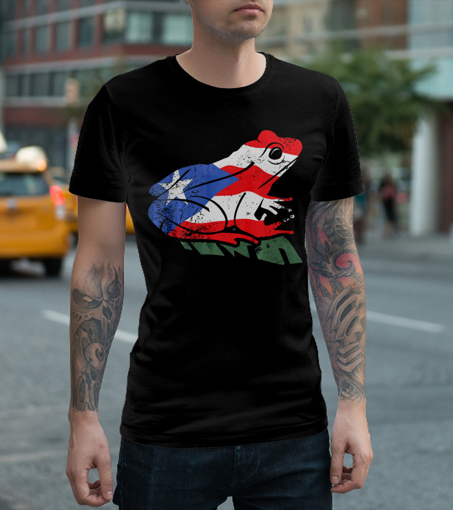 Puerto Rico Frog With Distressed Flag Style Lua T-Shirt