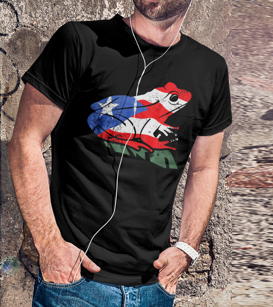 Puerto Rico Frog With Distressed Flag Style Lua T-Shirt