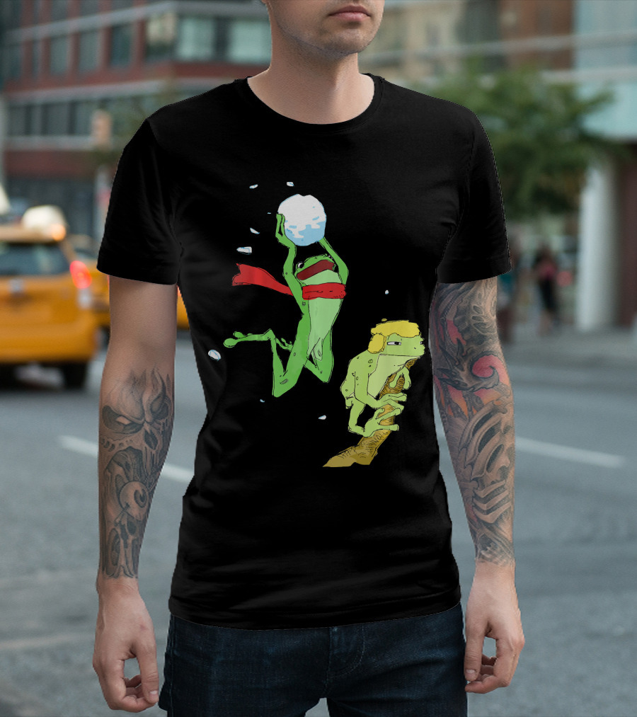 Cute Animal Frog Winter Snowball Fight with Scarf T-Shirt