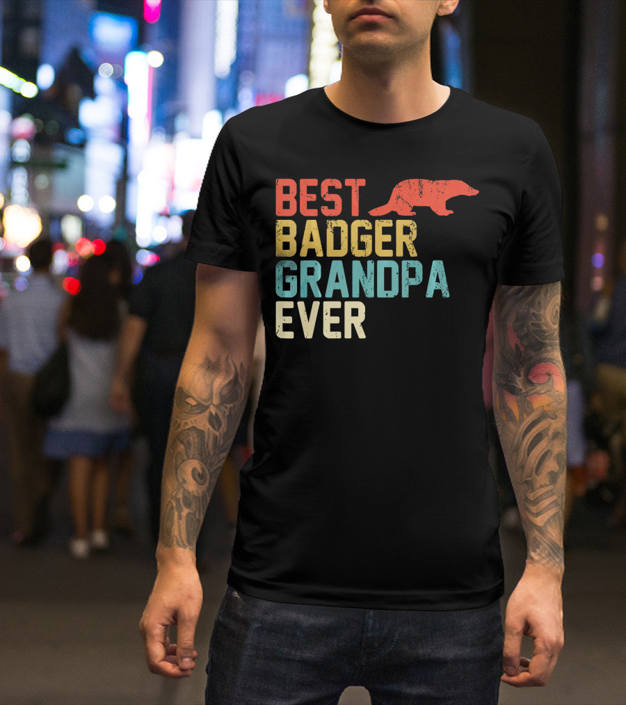 Best BADGER Grandpa Ever Retro T-Shirt