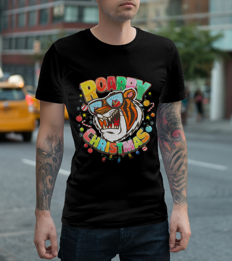 Roarry Christmas Kids Tiger Zoo Animals Holiday Fun T-Shirt