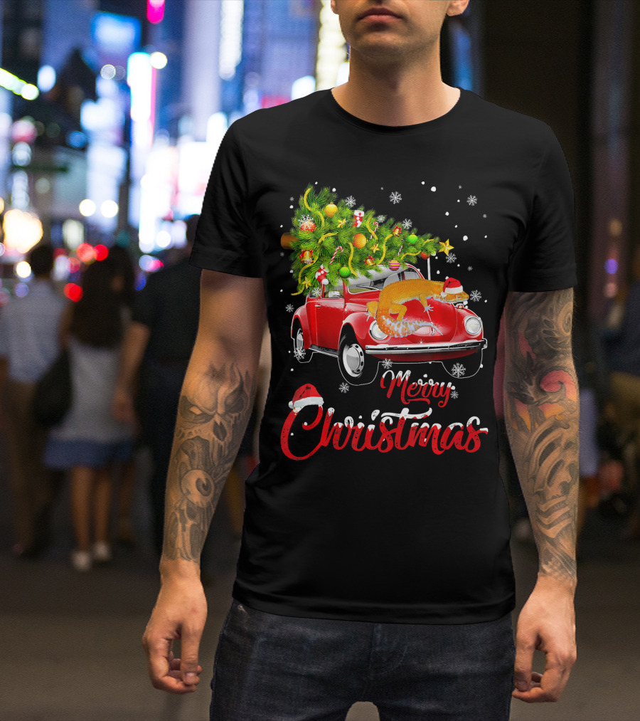 Merry Christmas Leopard Gecko On Red Truck With Tree T-Shirt