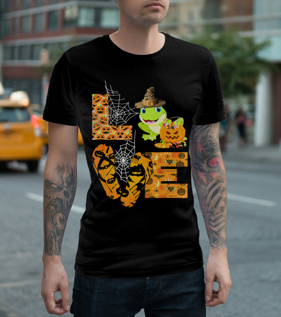 LOVE Halloween Frog Pumpkin With Spiderwebs And Witch Hat T-Shirt