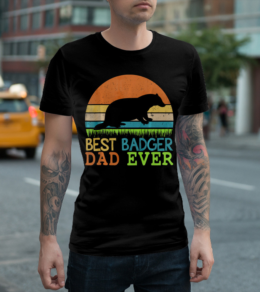 Best Badger Dad Ever Retro Sunset T-Shirt