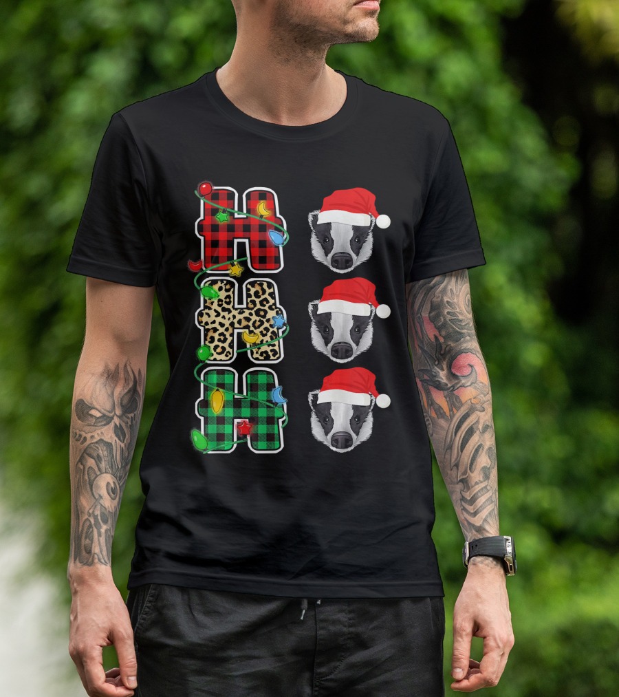 HO HO HO Christmas Lights Santa Hat Badger Leopard T-Shirt