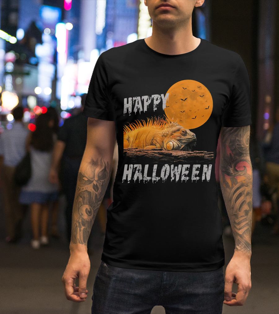 Happy Halloween Iguana With Full Moon And Bats T-Shirt