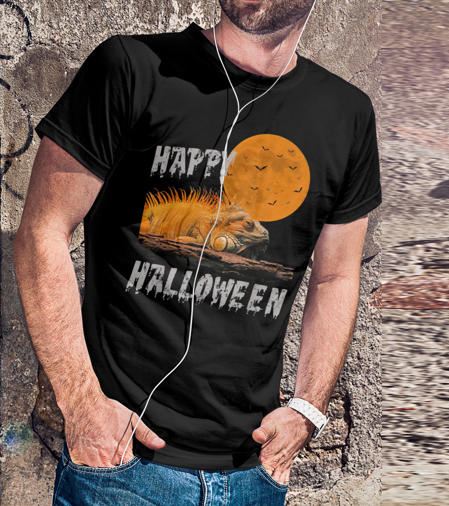 Happy Halloween Iguana With Full Moon And Bats T-Shirt