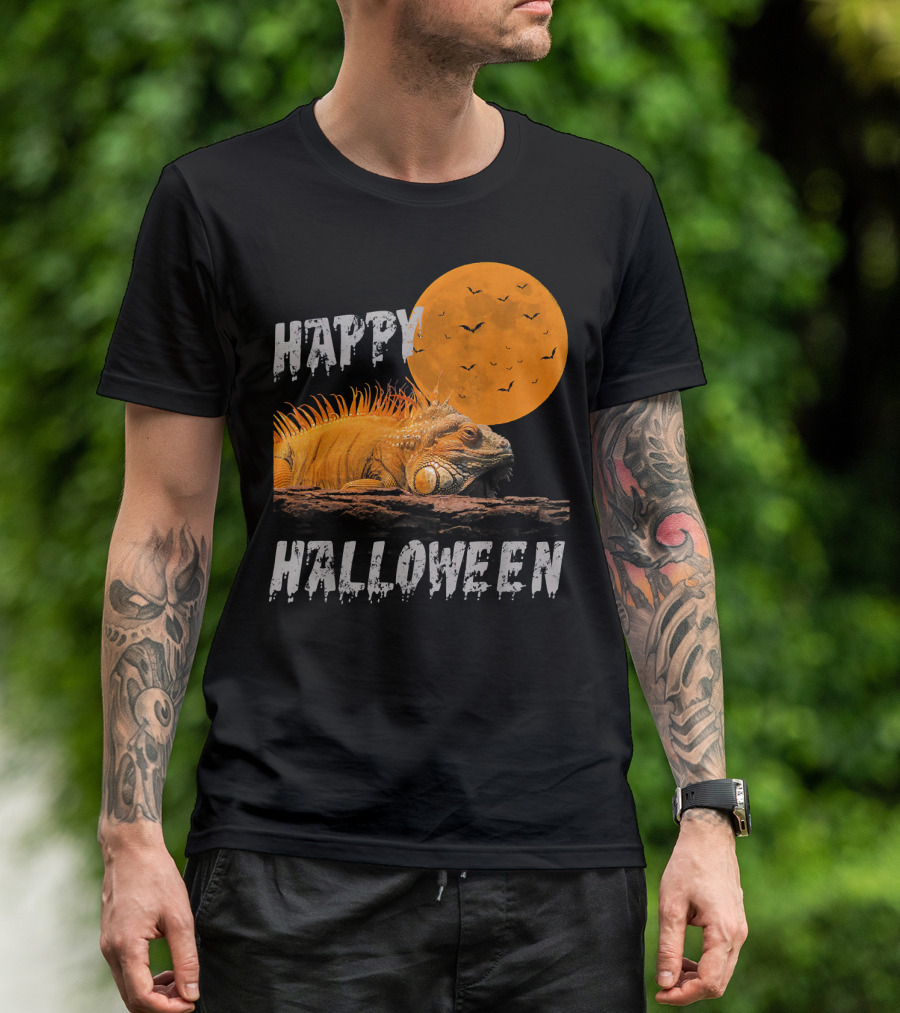 Happy Halloween Iguana With Full Moon And Bats T-Shirt