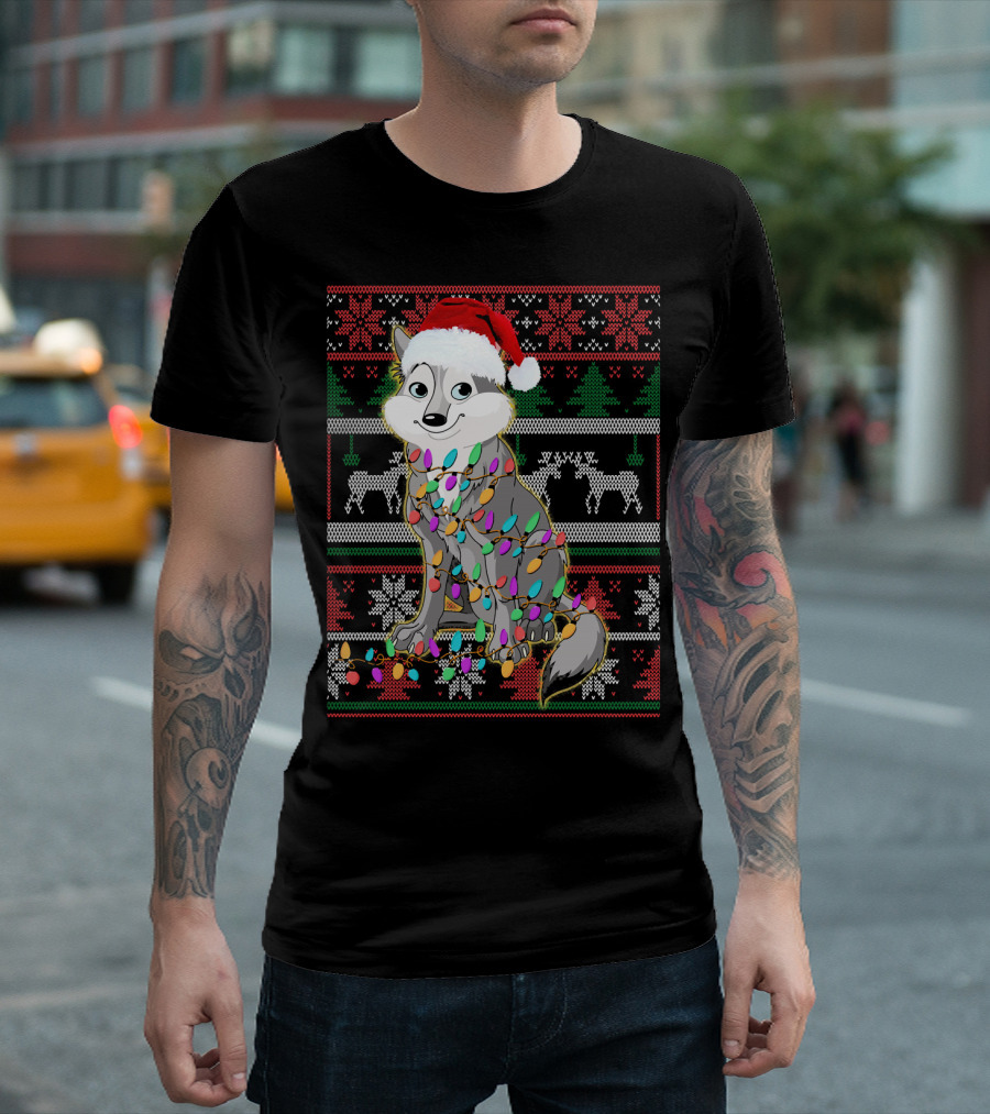 Funny Wolf Lover Christmas Lights Santa Hat T-Shirt