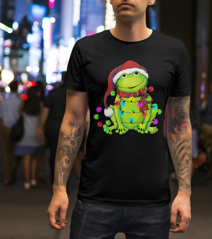 Frog Christmas Lights Santa Hat Funny Festive Frog Love T-Shirt