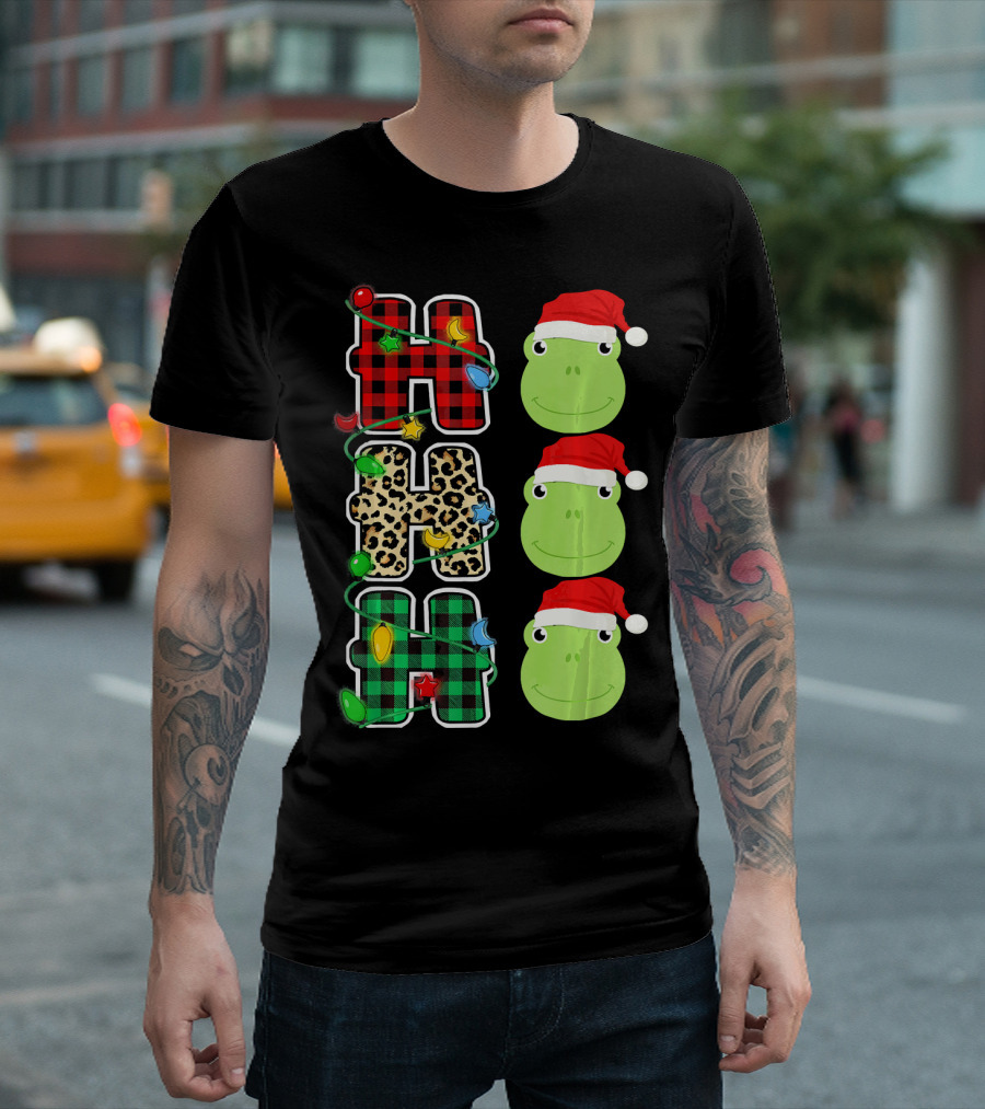 HO HO HO Santa Hat Frog With Plaid And Leopard T-Shirt