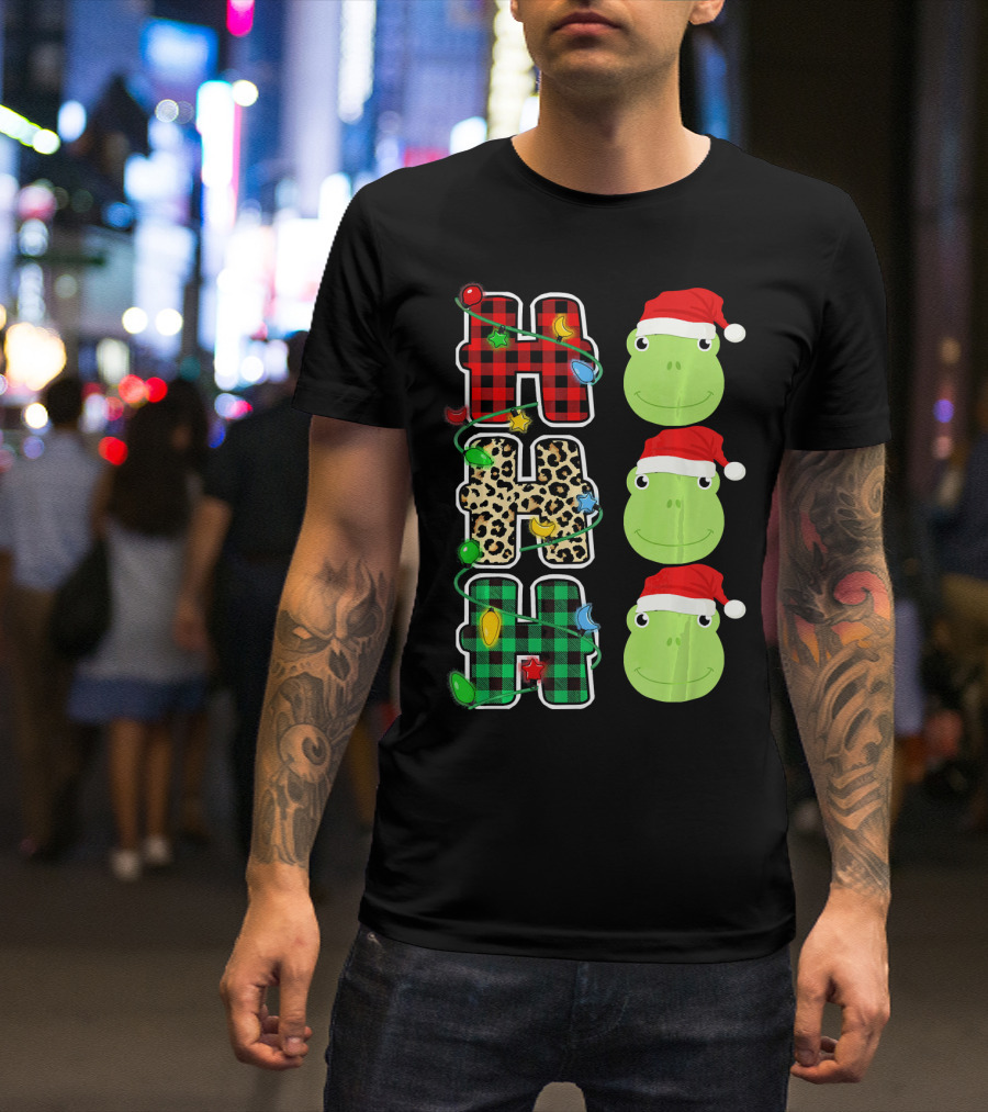 HO HO HO Santa Hat Frog With Plaid And Leopard T-Shirt