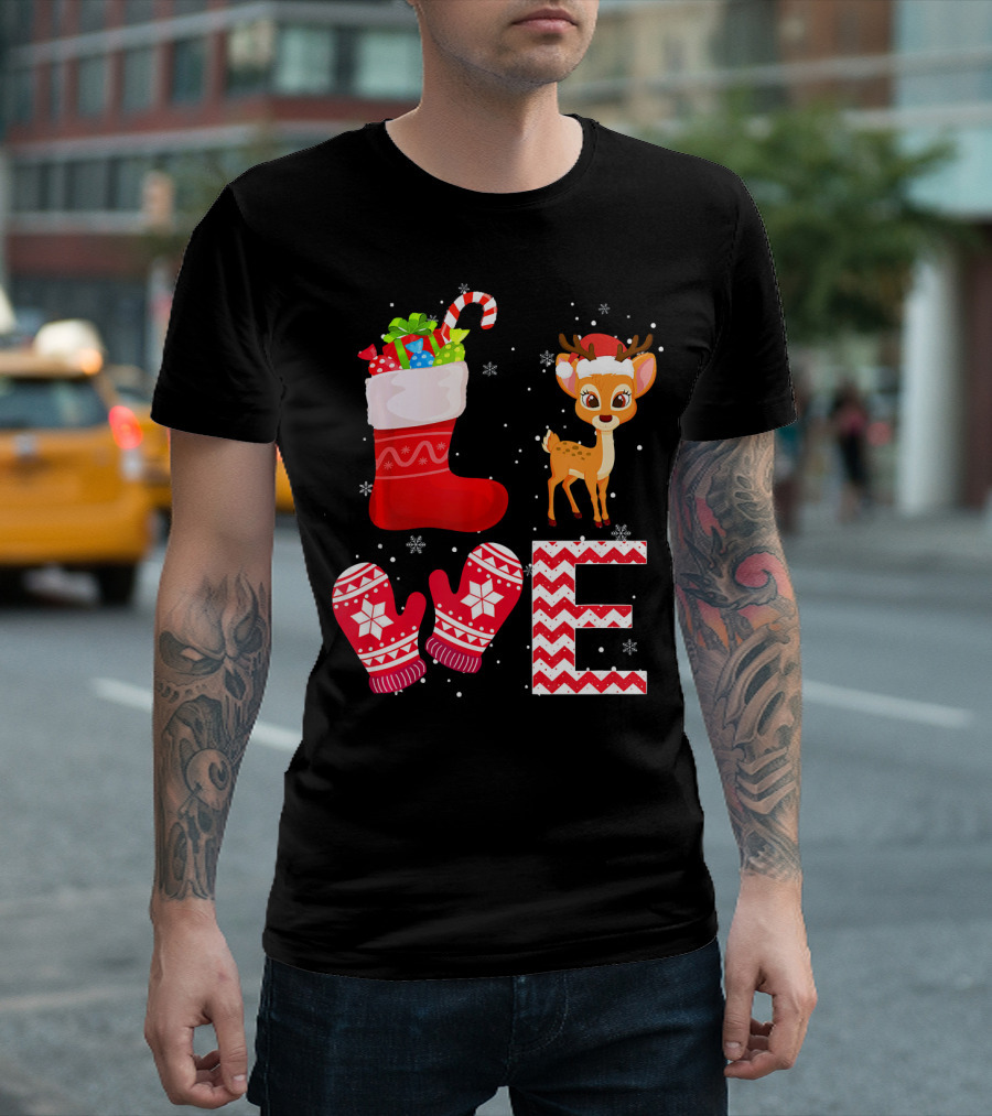 Christmas Love Deer With Stocking And Mittens T-Shirt