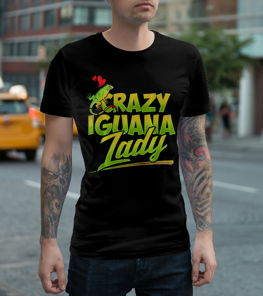 Crazy Iguana Lady With Heart And Iguana Graphics T-Shirt
