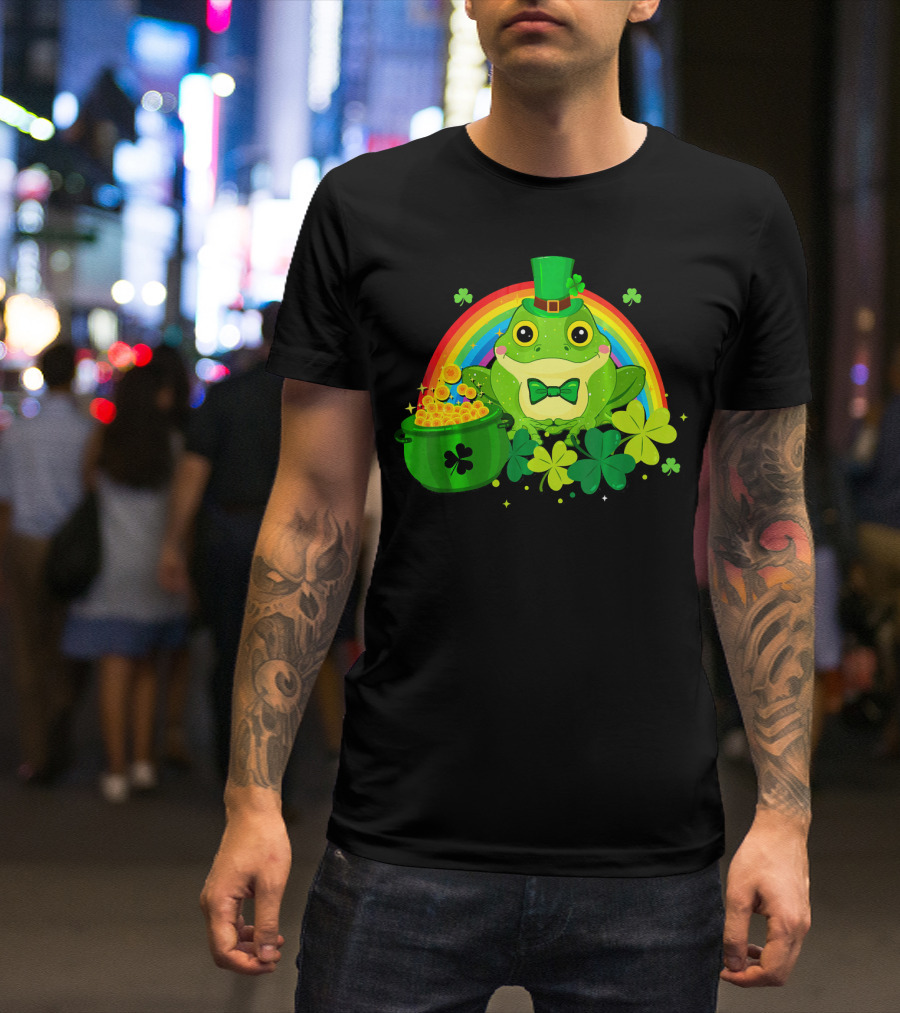 Leprechaun Frog With Rainbow Shamrocks And Pot Of Gold T-Shirt