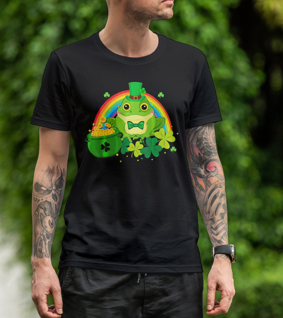 Leprechaun Frog With Rainbow Shamrocks And Pot Of Gold T-Shirt