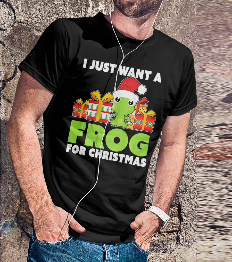 I Just Want A Frog For Christmas Santa Hat Cute Christmas Frog T-Shirt