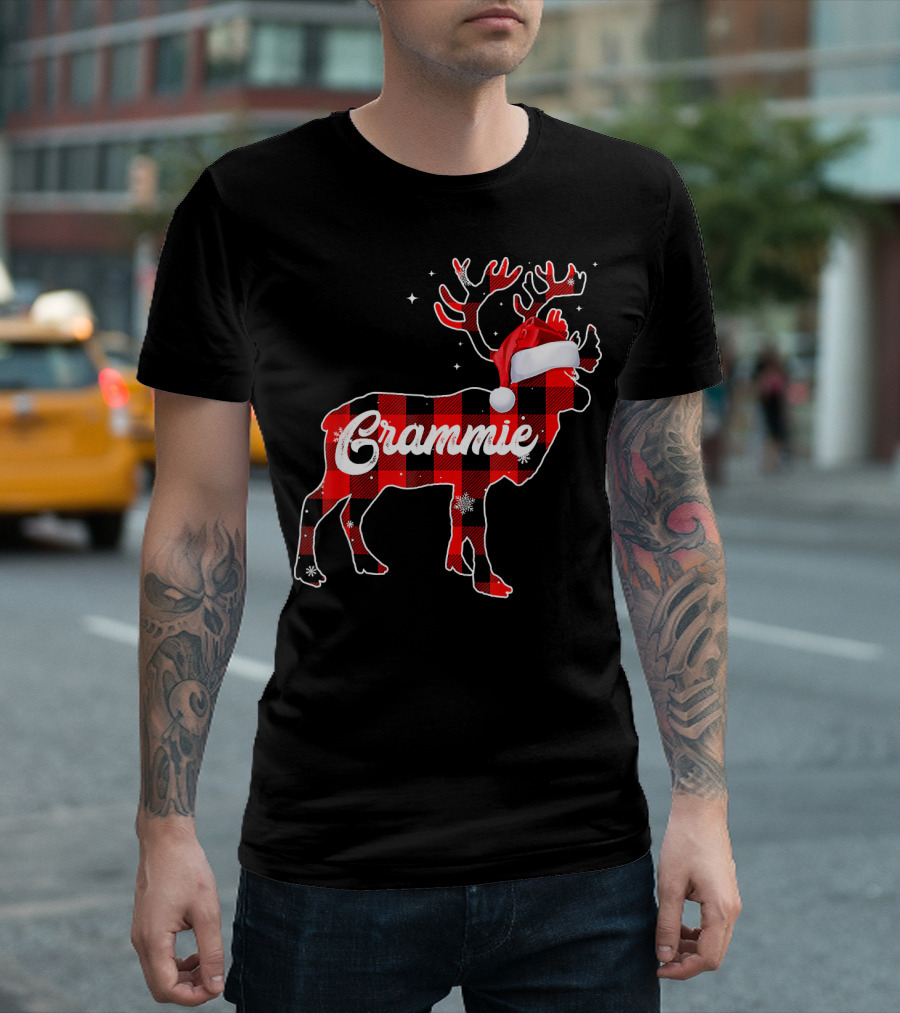 Grammie Plaid Reindeer Santa Hat T-Shirt