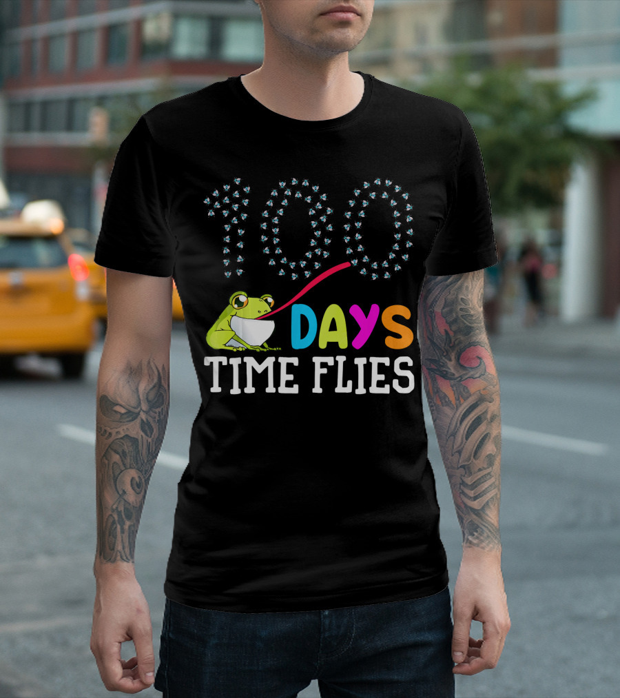 100 Days Time Flies Frog Fly Teacher T-Shirt