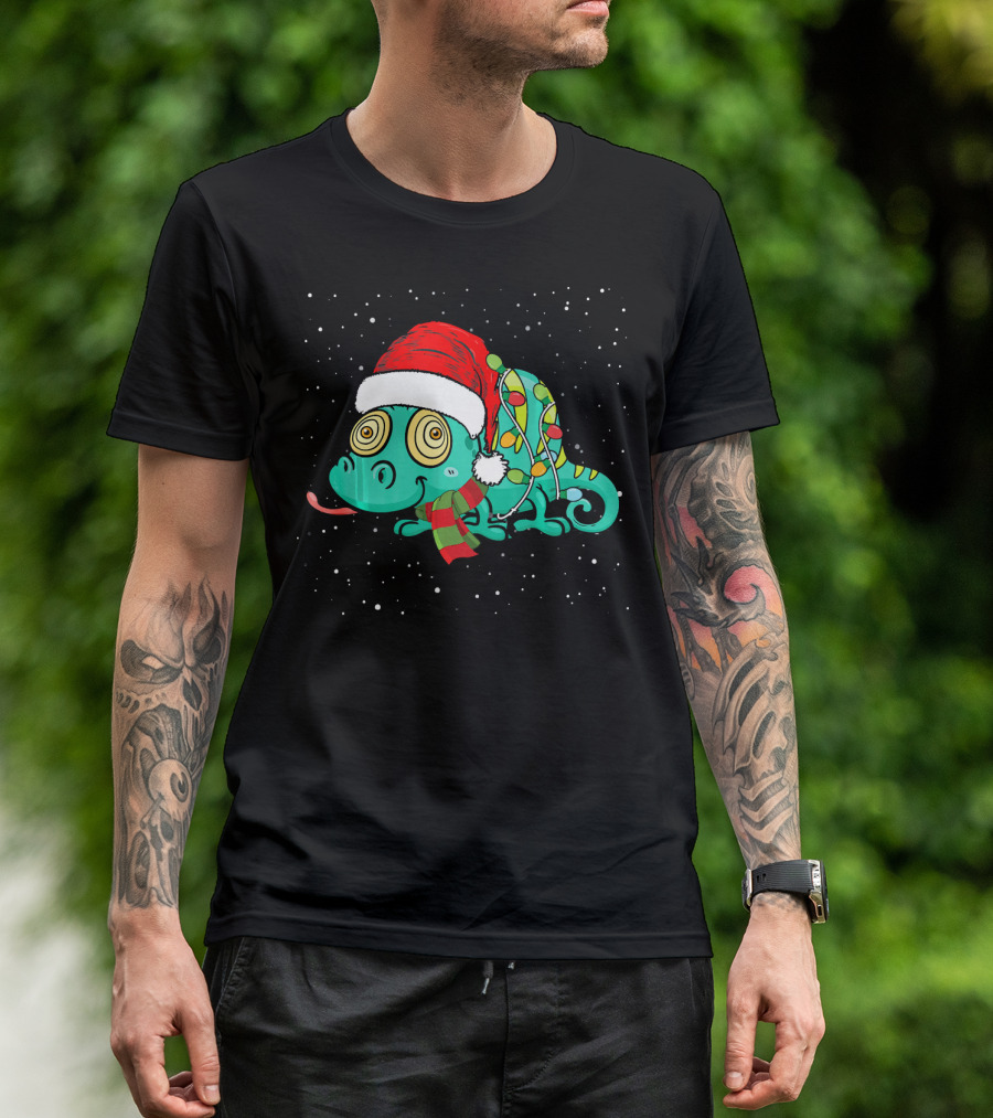 Funny Iguana Christmas Santa Hat With Bright Festive Lights T-Shirt