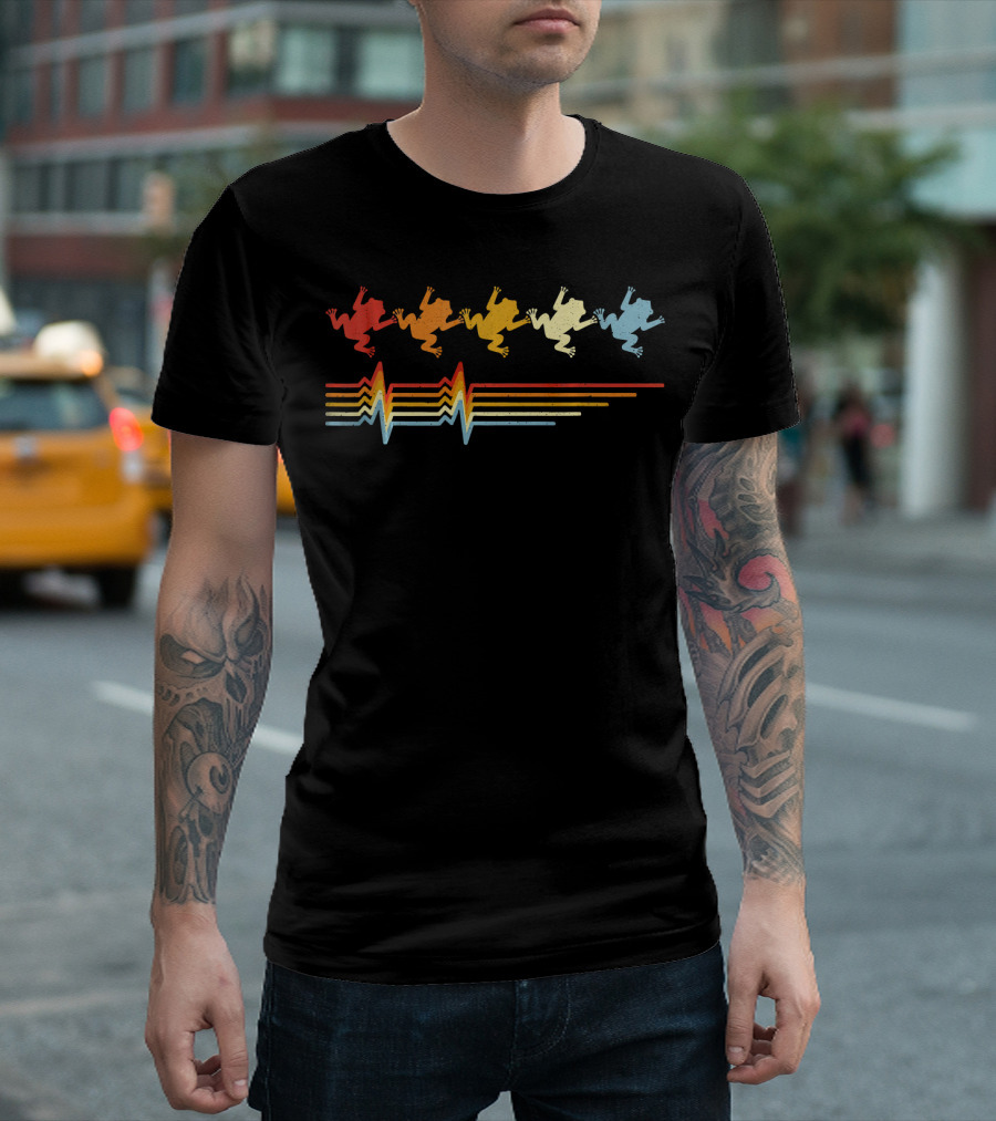 Frog Heartbeat Retro Vintage Animal Silhouette With Colorful Wave T-Shirt