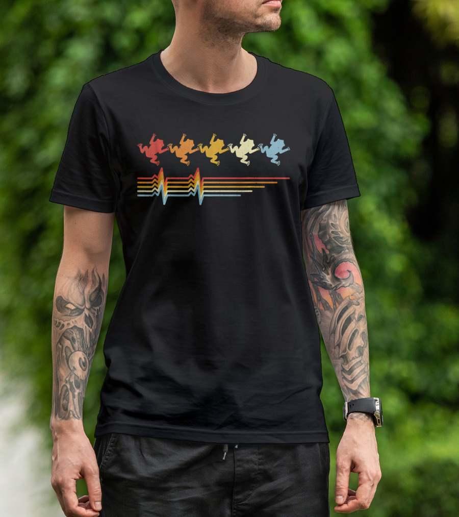 Frog Heartbeat Retro Vintage Animal Silhouette With Colorful Wave T-Shirt