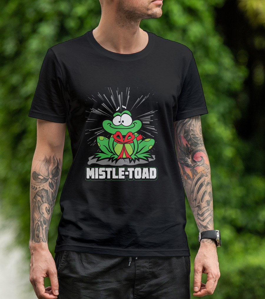 Mistle-Toad Green Frog Funny Christmas T-Shirt