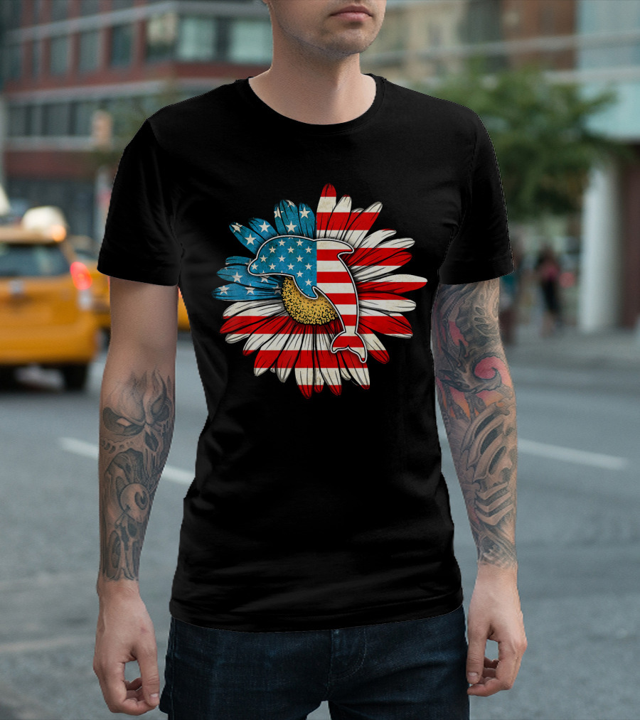 Sea Animals Patriotic USA Flag Dolphin American Flower T-Shirt