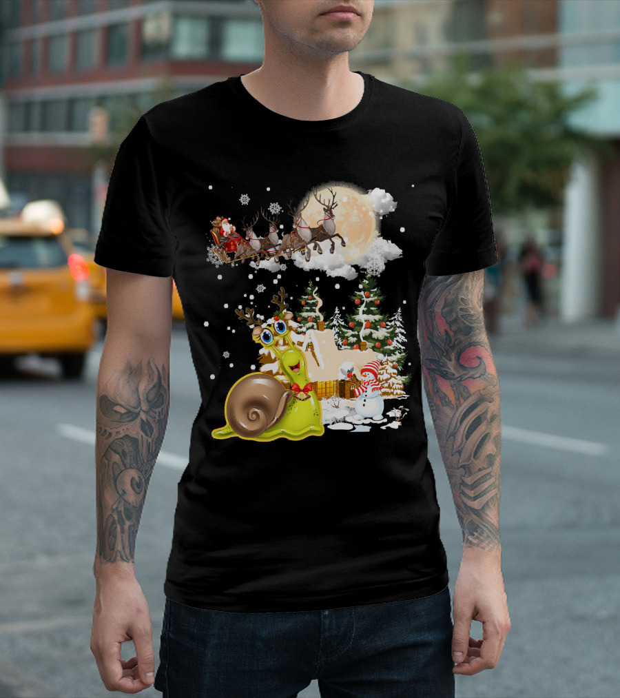Snail Comes to Town Christmas Santa and Reindeer Ride T-Shirt
