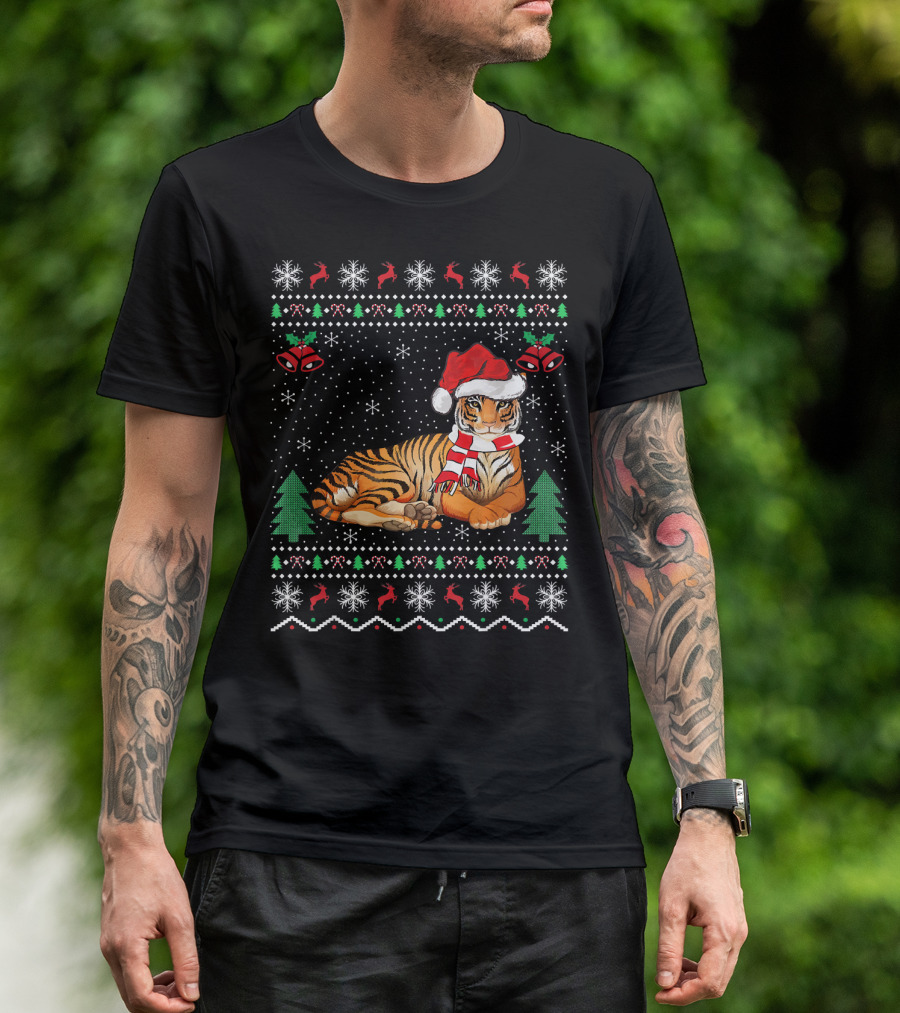 Tigers Lover Xmas Ugly Tiger Sweater Santa Hat Christmas Trees Snowflakes T-Shirt