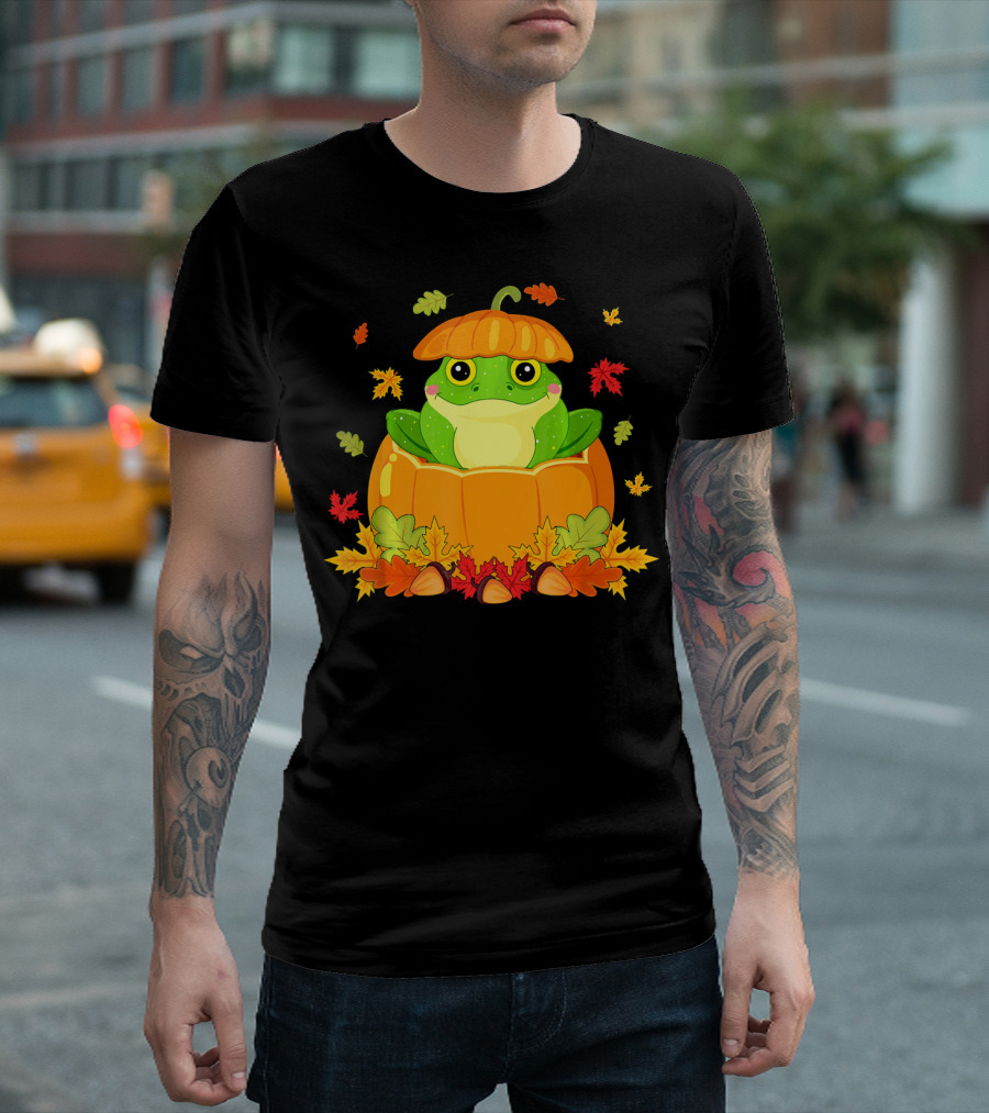 Thanksgiving Cute Frog in Pumpkin with Autumn Leaves T-Shirt