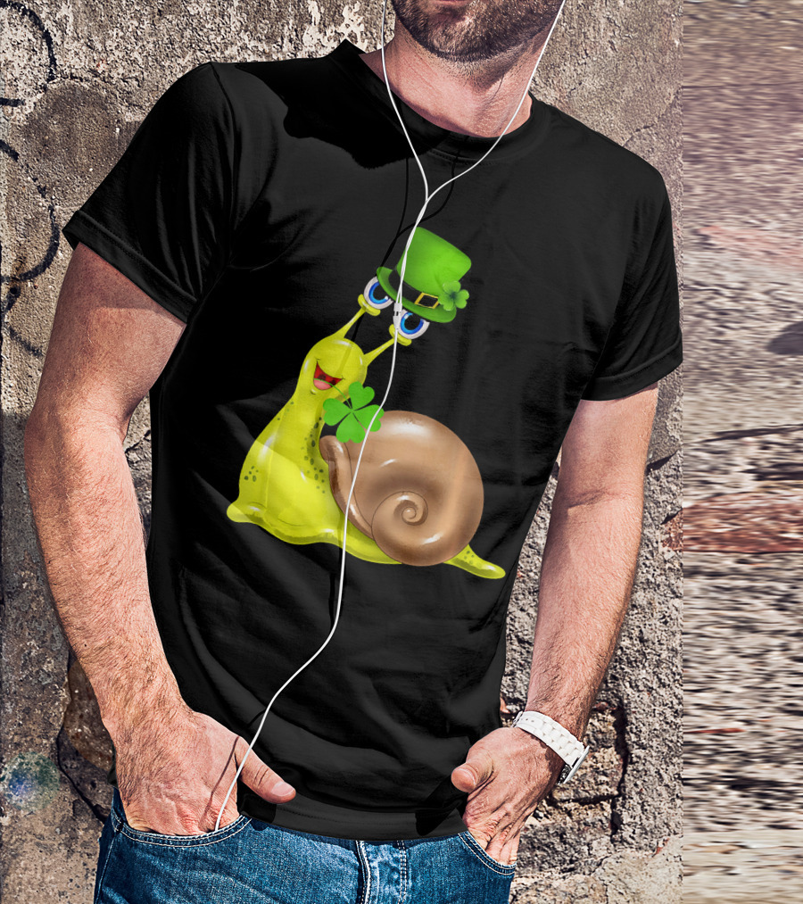 St Patricks Day Snail Wearing Irish Shamrock Hat T-Shirt