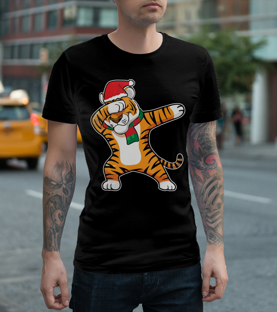 Tiger Santa Costume Dabbing Dance Holiday Fun T-Shirt