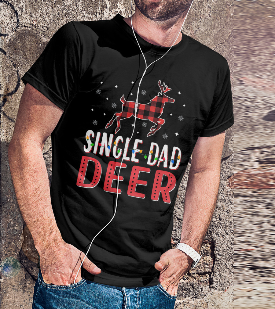 Single Dad Deer Xmas Plaid Reindeer Christmas Lights T-Shirt